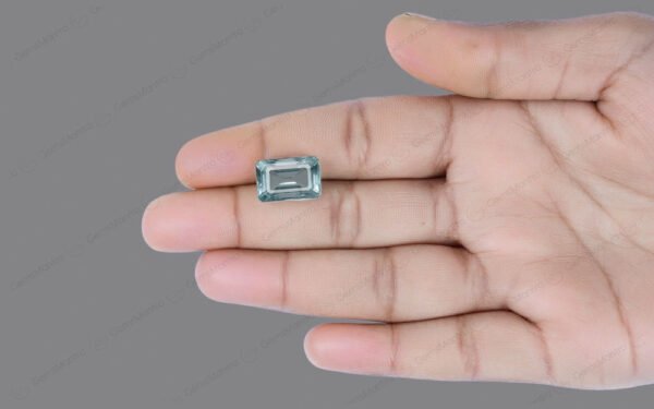 Aquamarine - 8.32 Carats - Image 2